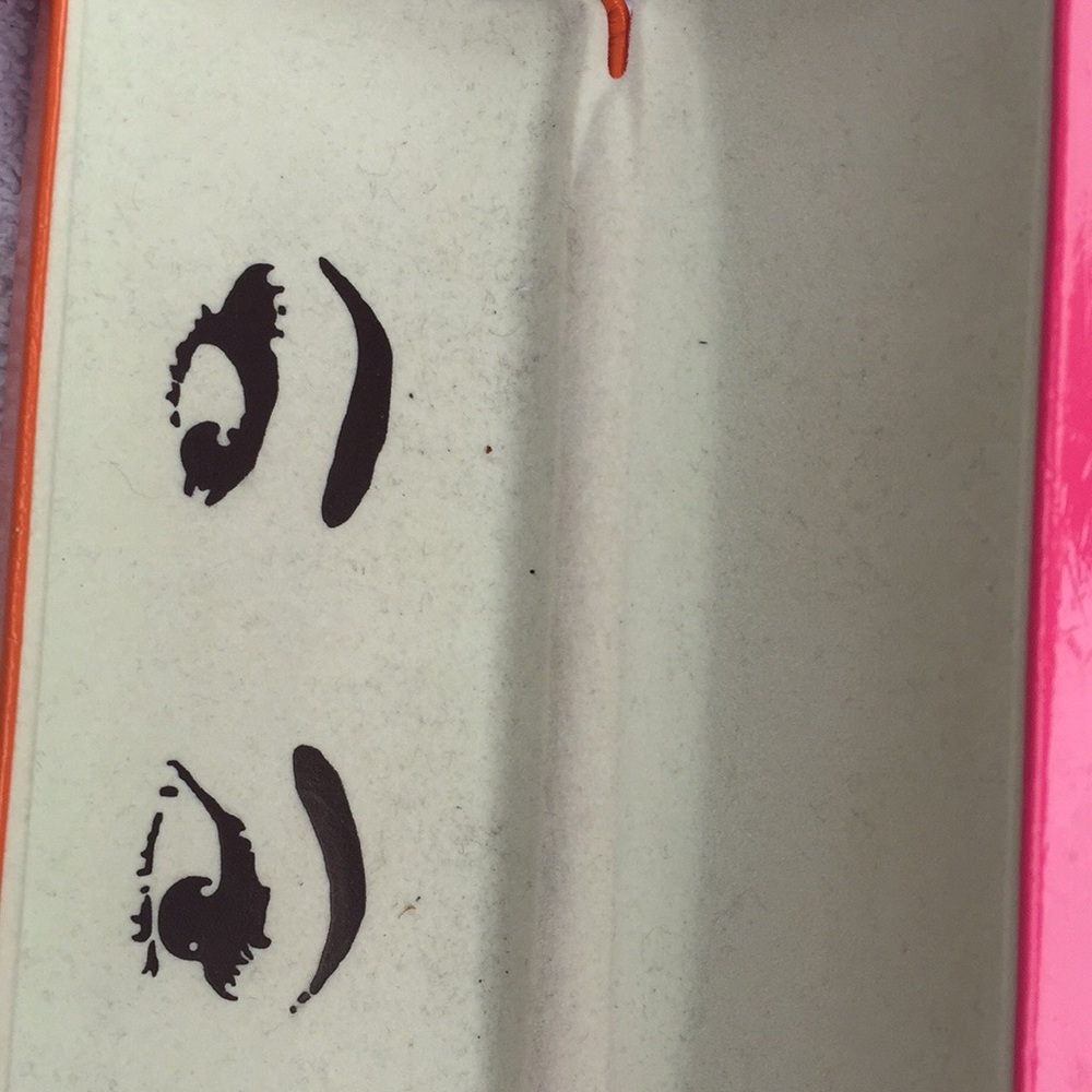 Kate Spade Glass Case - Picture 4 of 5